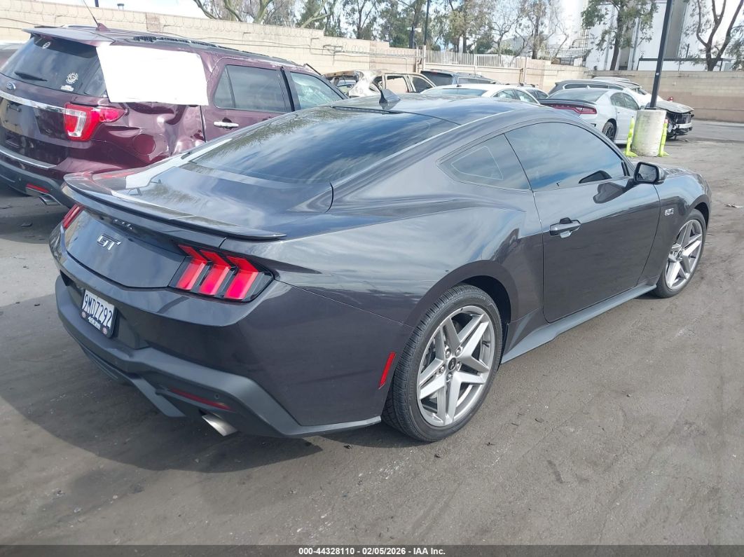 Ford Mustang 2024