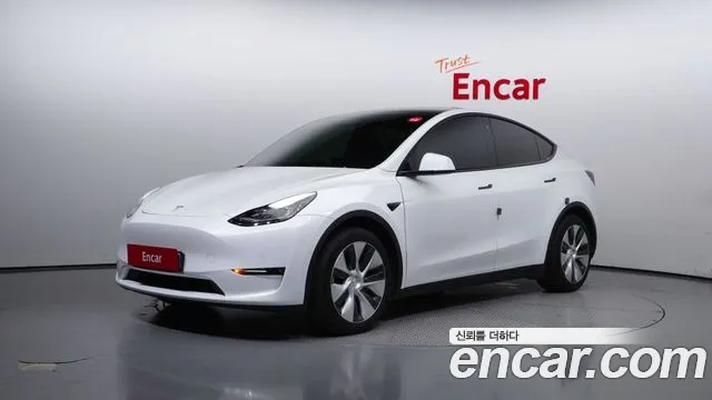 Tesla Model Y 2021