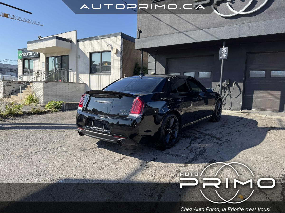Chrysler 300 2023