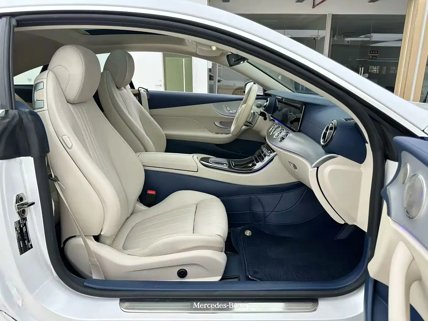 Mercedes-Benz E-Класс 2022