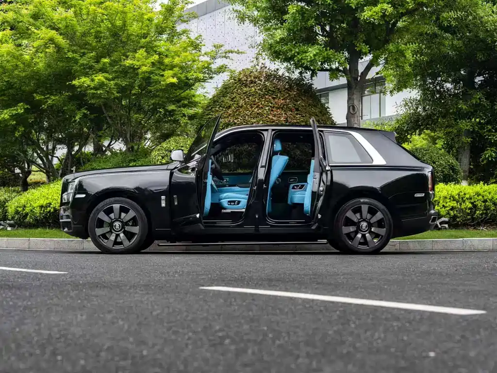 Rolls-Royce Cullinan 2022