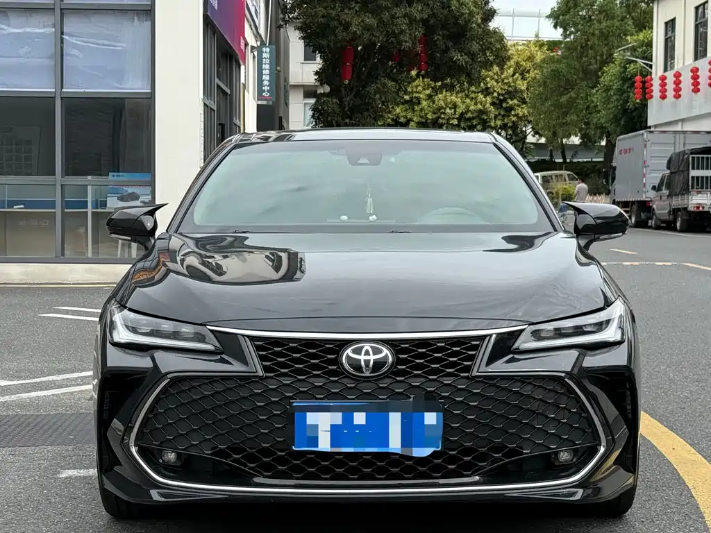 Toyota Avalon 2023