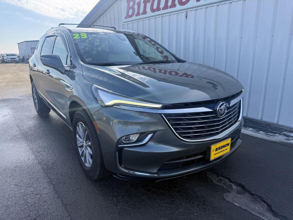 Buick Enclave 2023