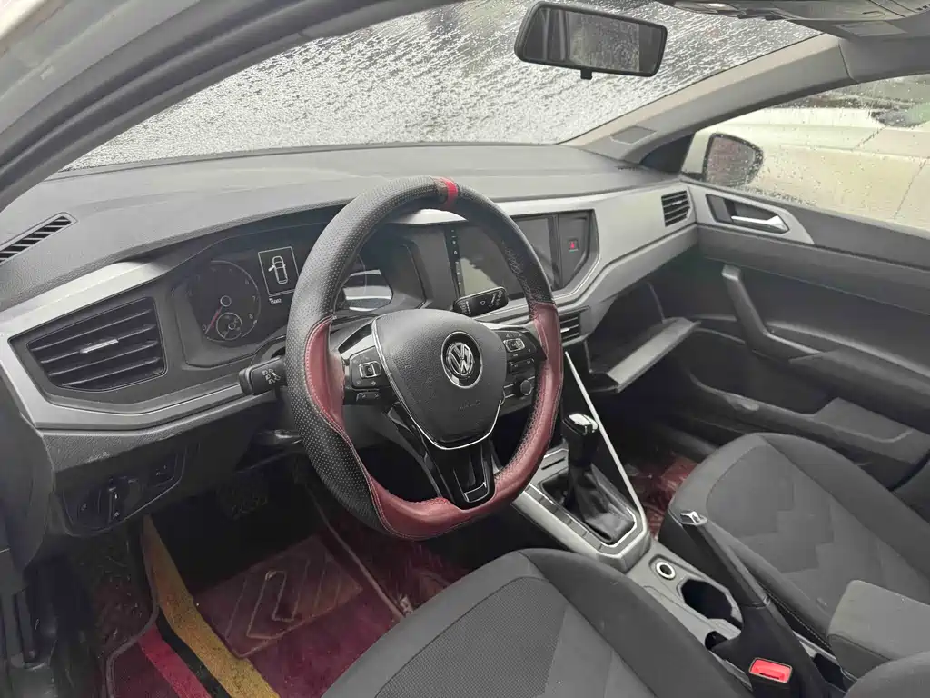 Volkswagen Polo 2021
