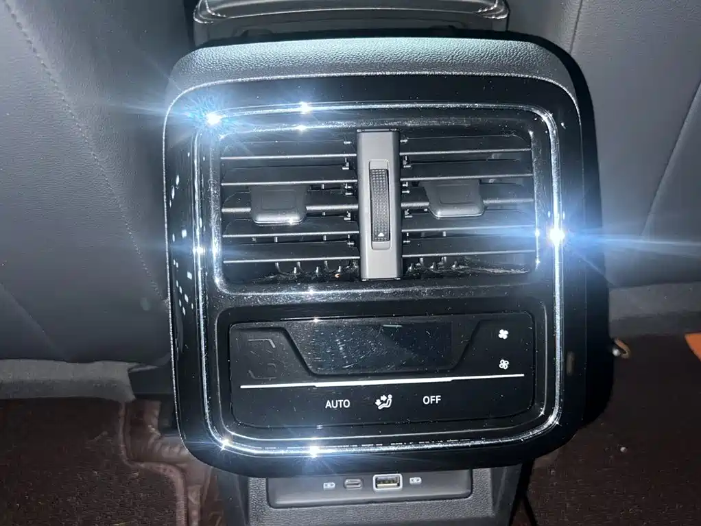 Volkswagen Passat 2023