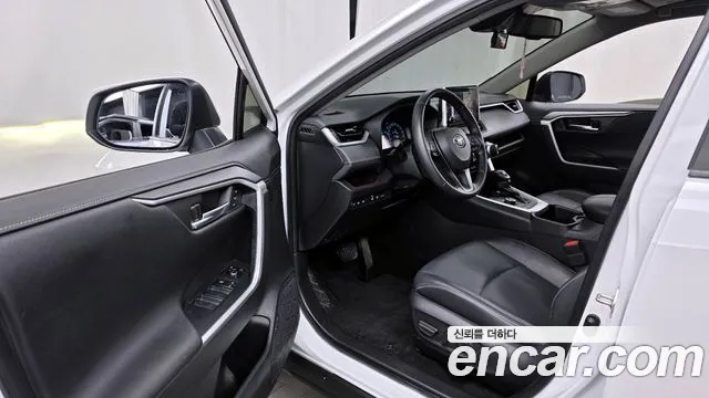 Toyota RAV4 2023