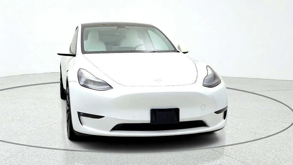 Tesla Model Y 2022