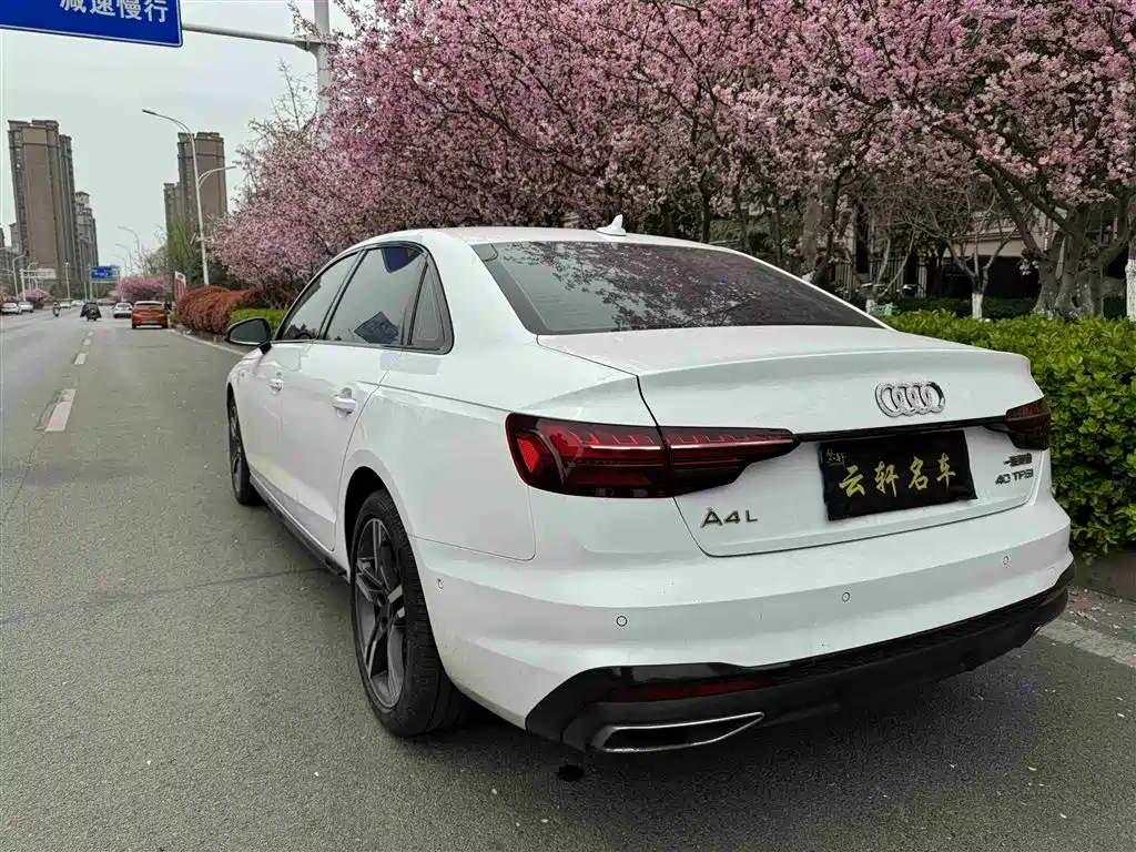 Audi A4 2022