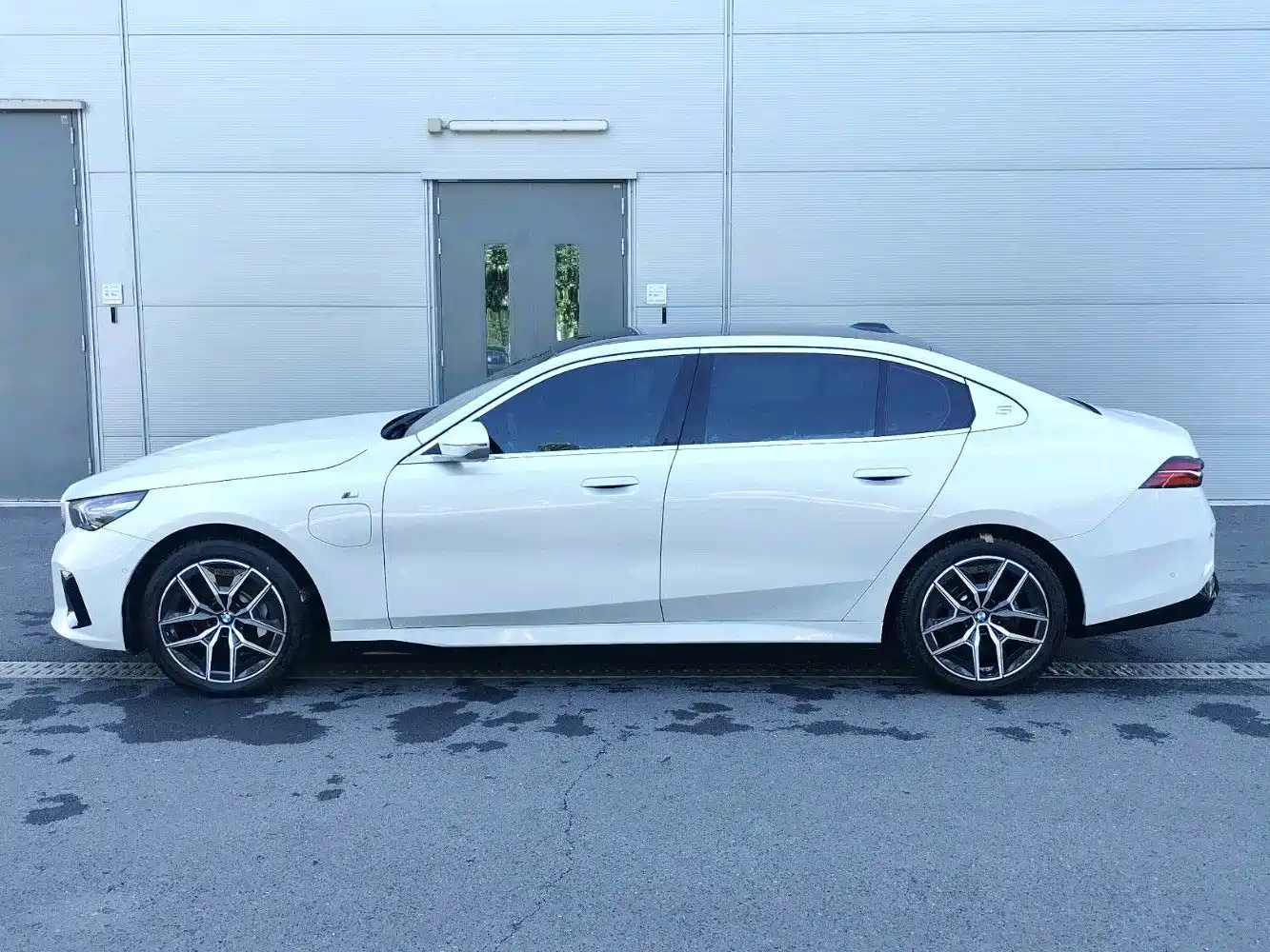 BMW i5 2026