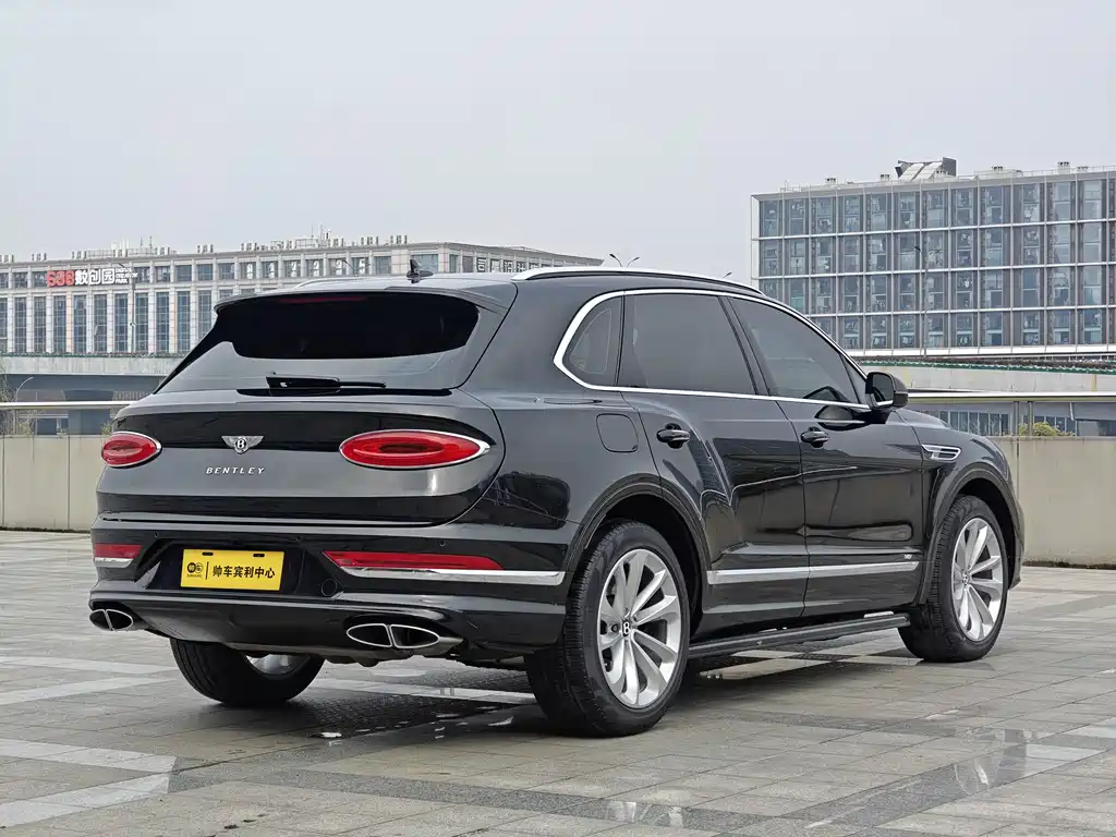 Bentley Bentayga 2021