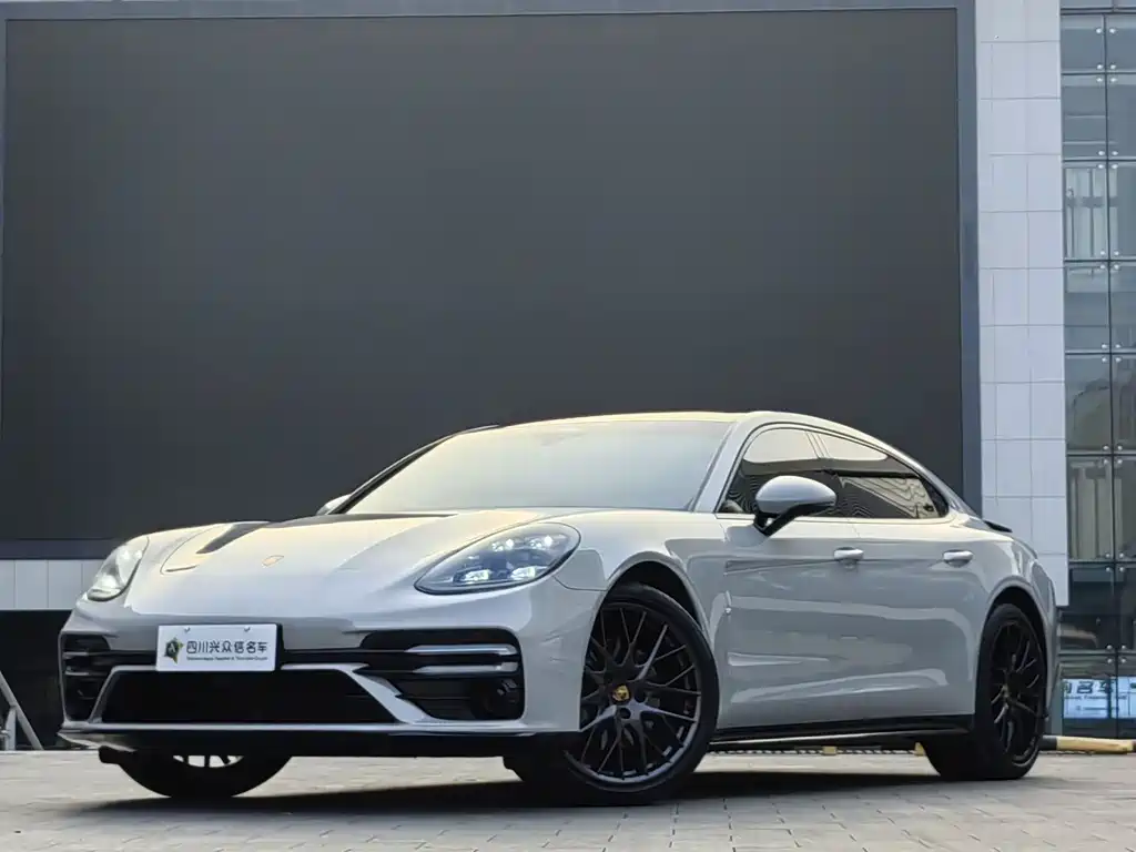 Porsche Panamera 2020