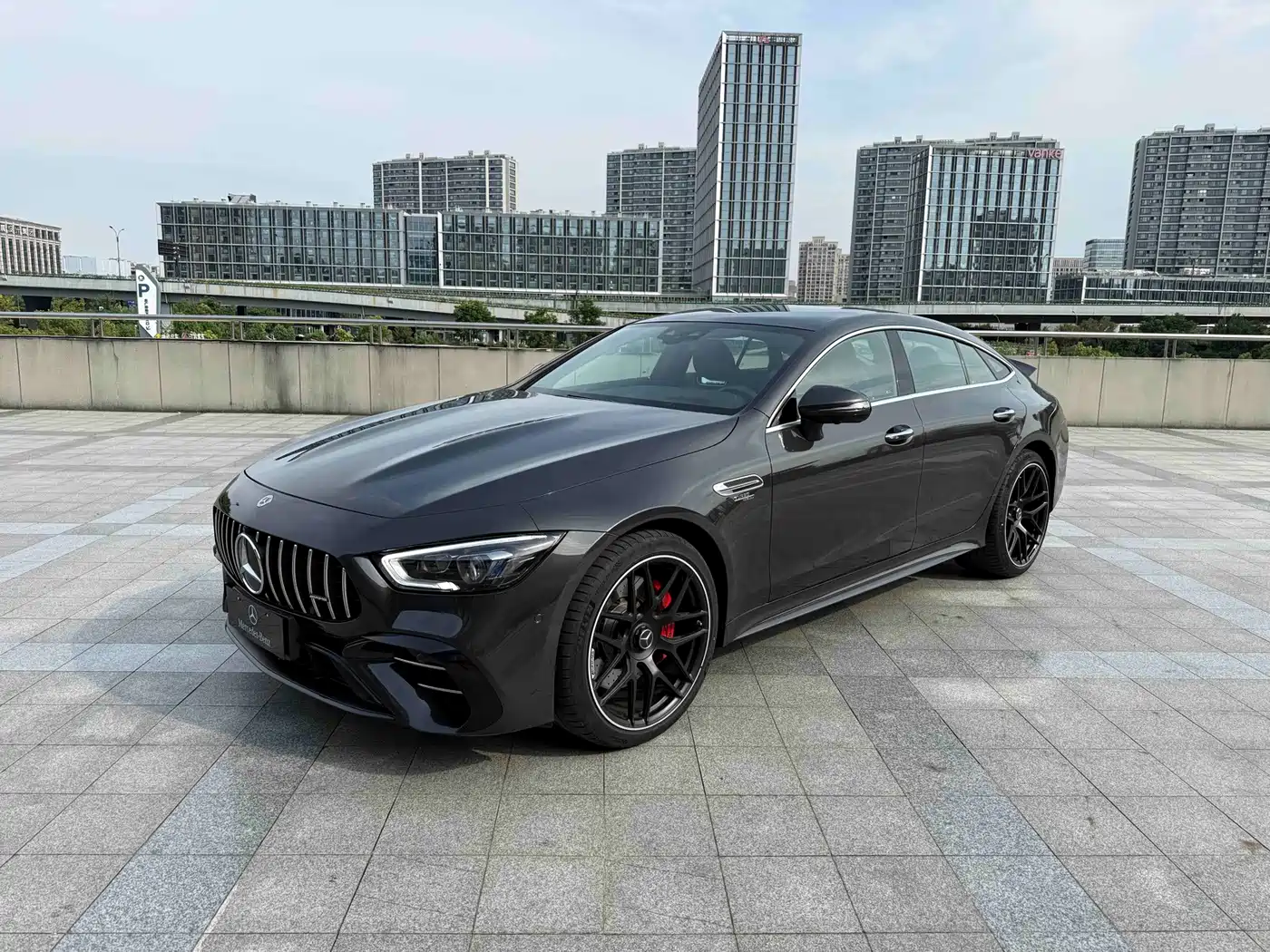 Mercedes-Benz AMG GT 2025