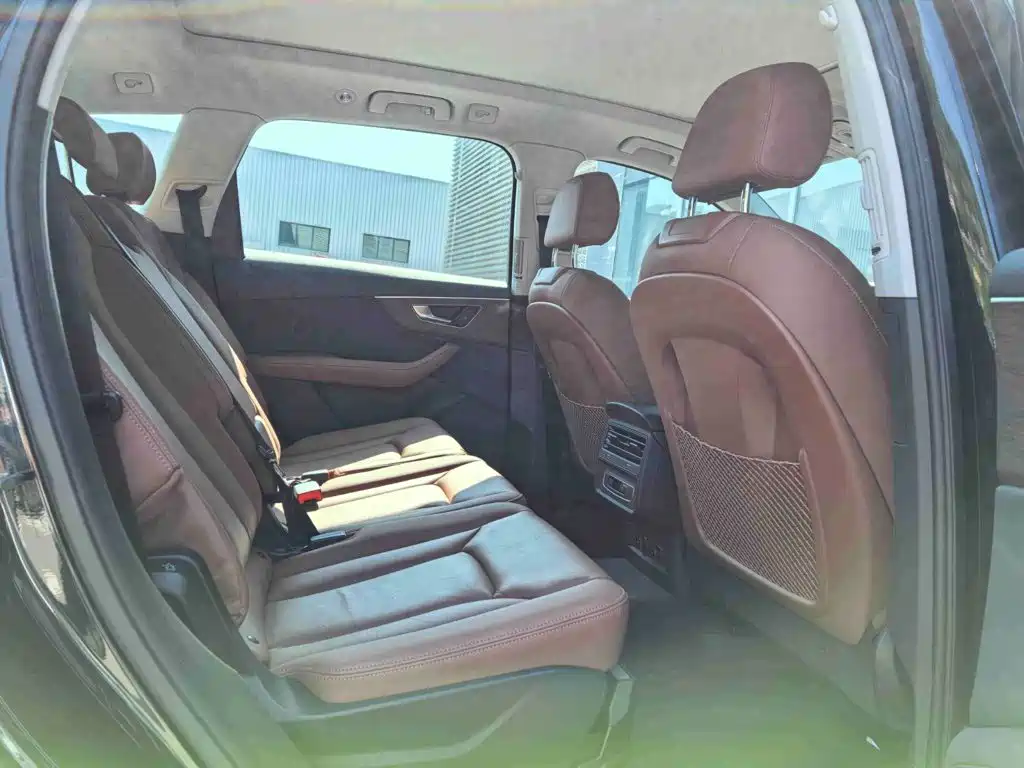 Audi Q7 2024