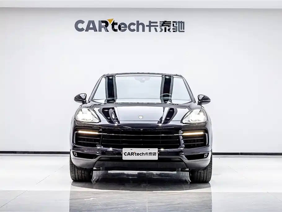 Porsche Cayenne 2022