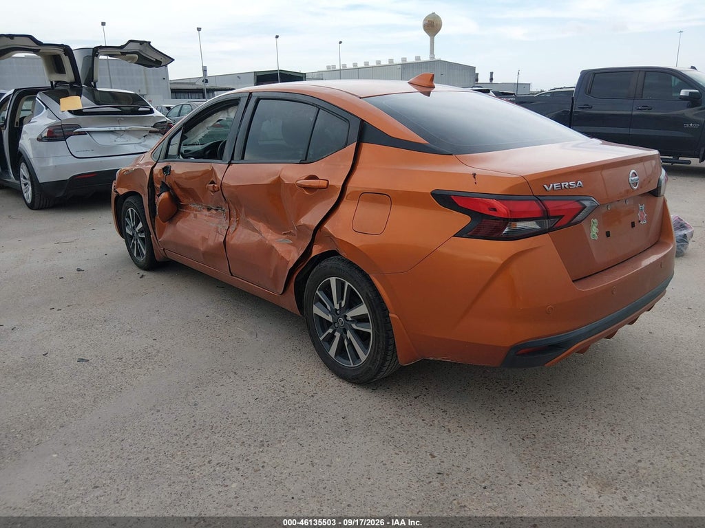 Nissan Versa 2021