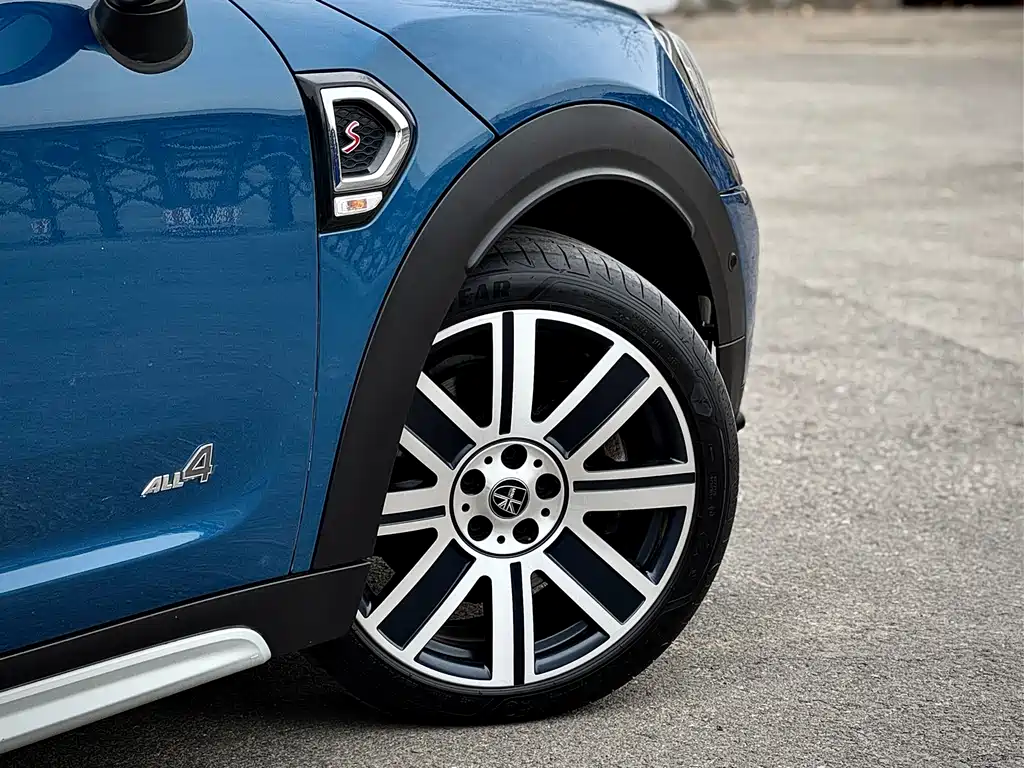 Mini Countryman 2021