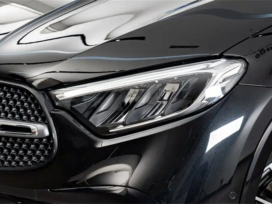 Mercedes-Benz GLC 2023