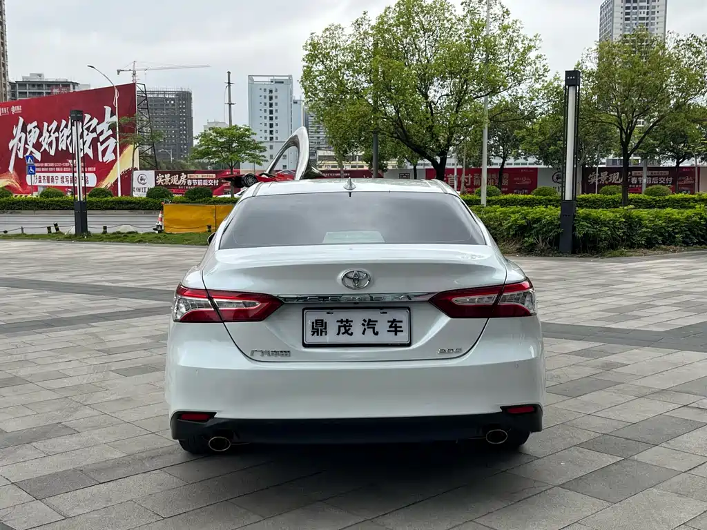 Toyota Camry 2022