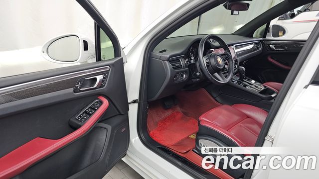 Porsche Macan 2023