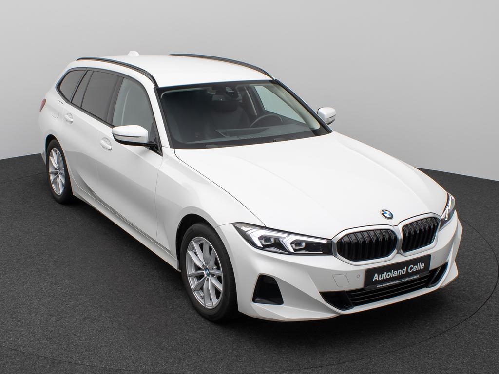 BMW 320 2022