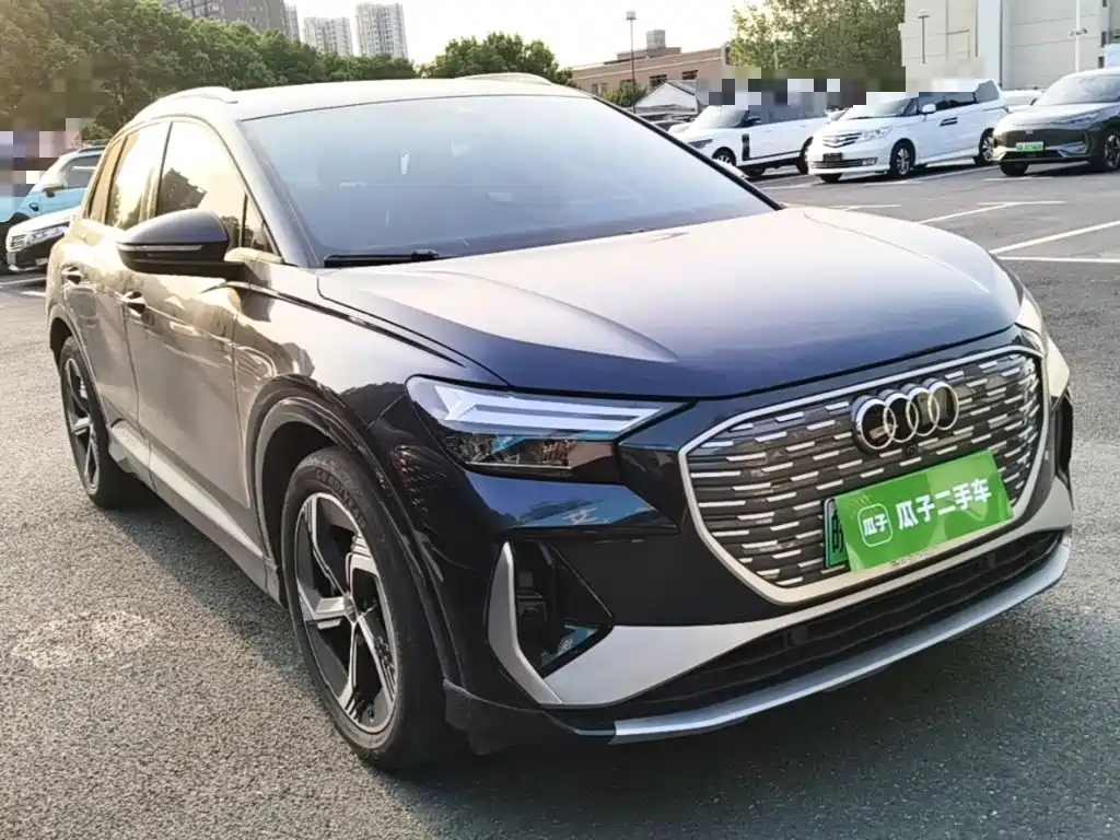 Audi Q4 e-tron 2024