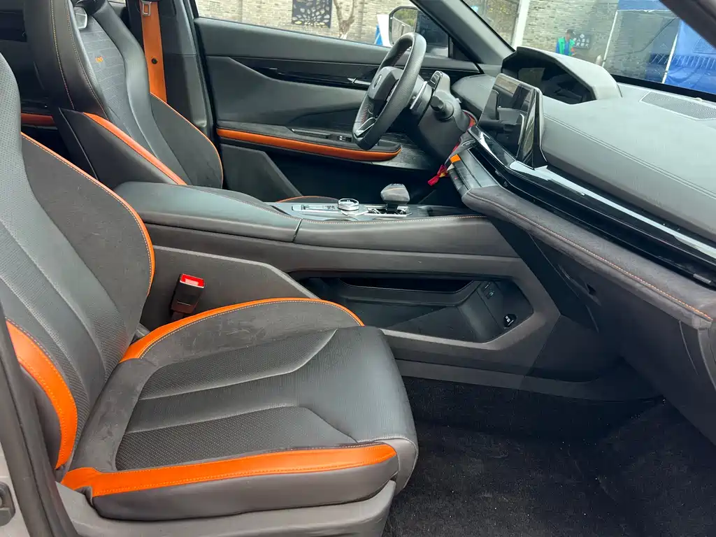 Changan UNI-V 2022