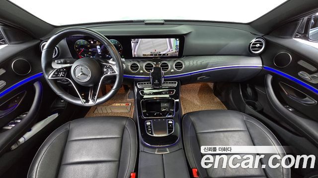 Mercedes-Benz E-Класс 2022