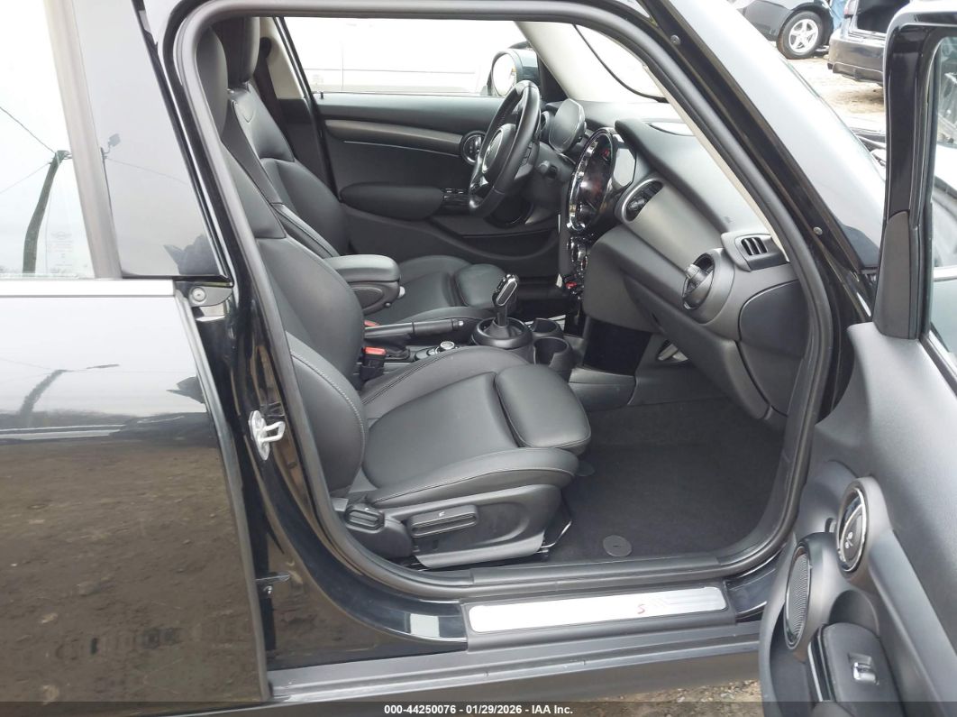 Mini Hardtop 2024