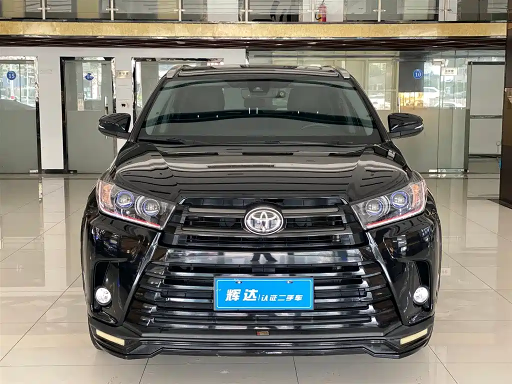 Toyota Highlander 2021