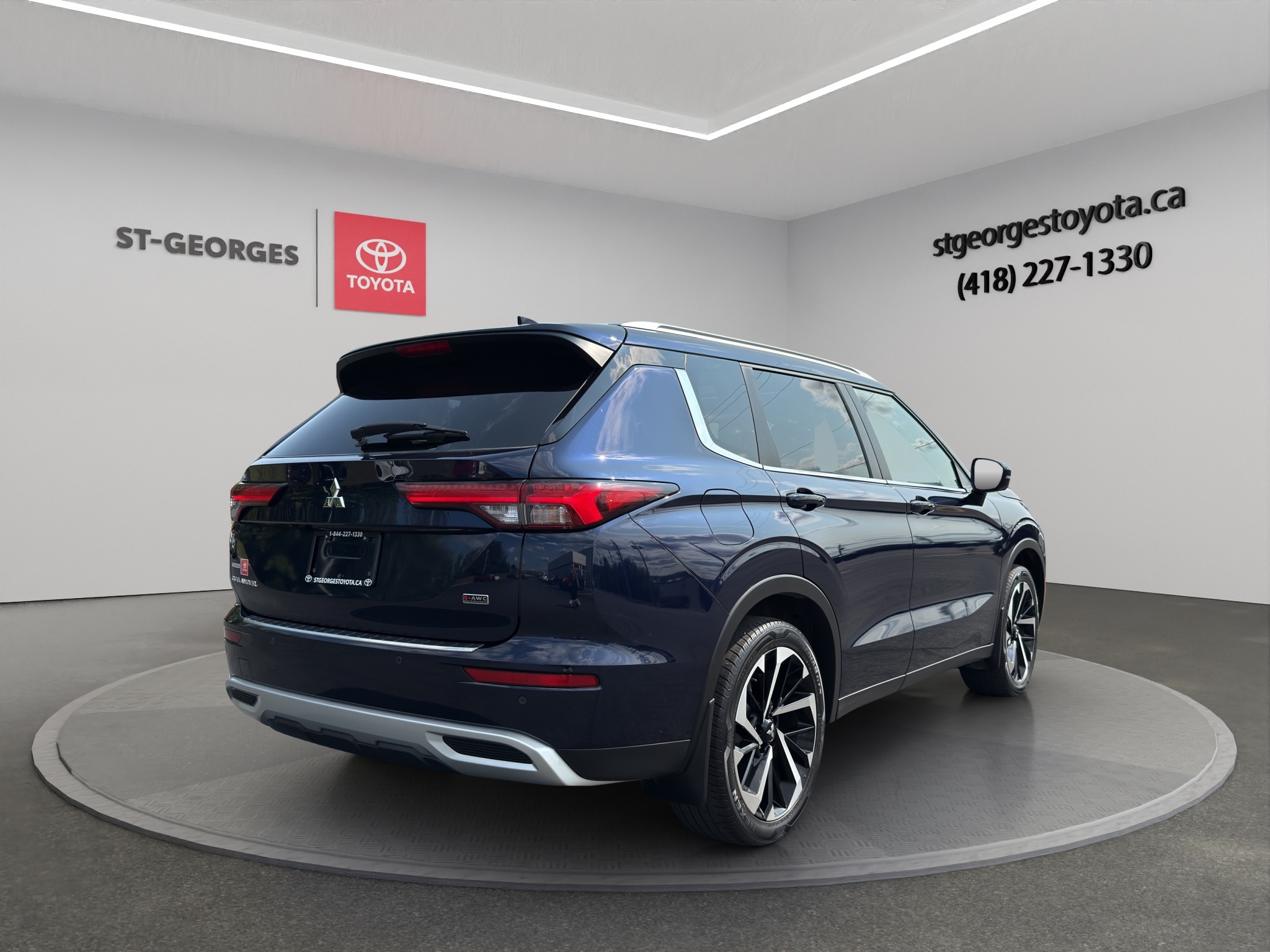Mitsubishi Outlander 2023