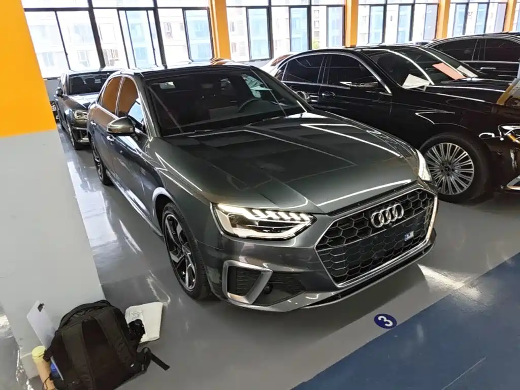 Audi A4 2022