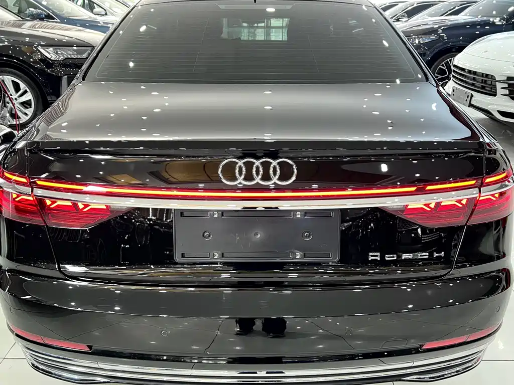 Audi A8 2023