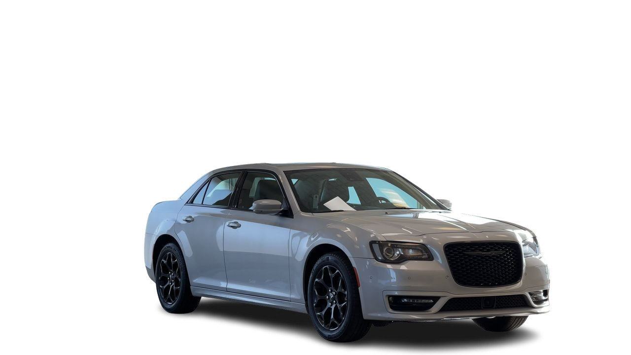 Chrysler 300 2023