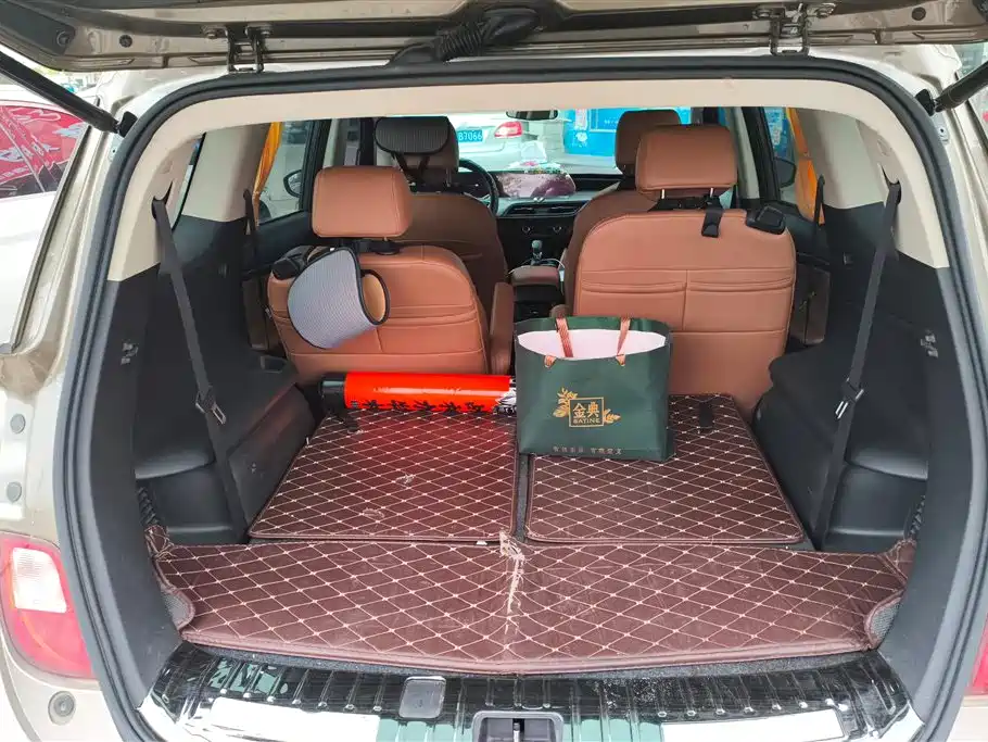 Buick GL6 2020