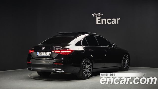 Mercedes-Benz C-Класс 2024