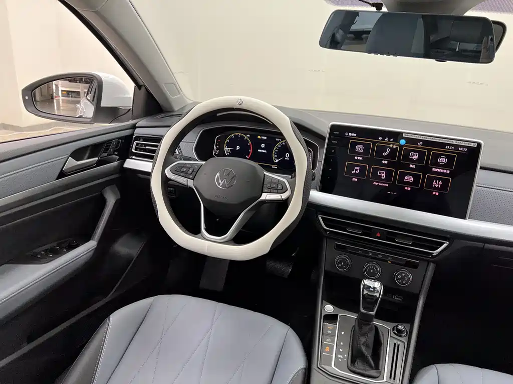 Volkswagen Lavida 2024