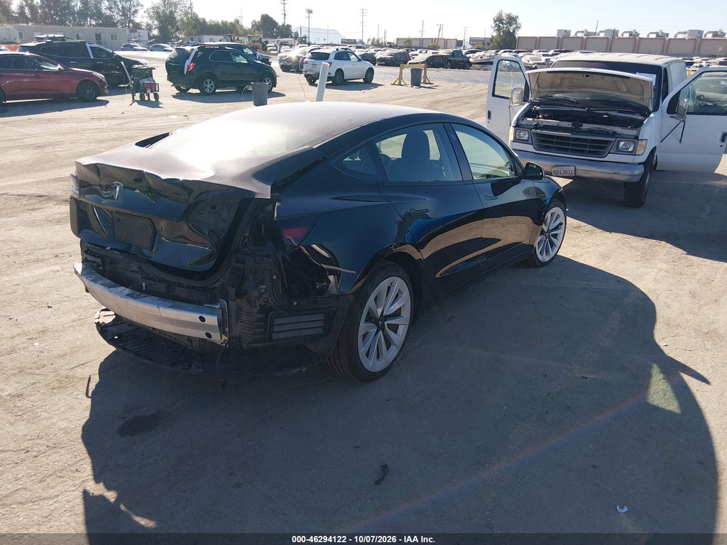 Tesla Model 3 2022