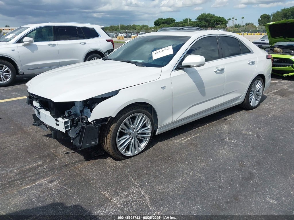 Cadillac CT4 2025
