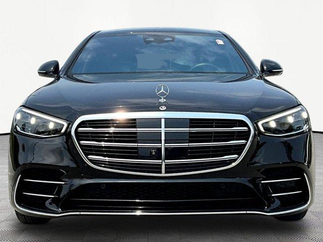 Mercedes-Benz S-Класс 2023
