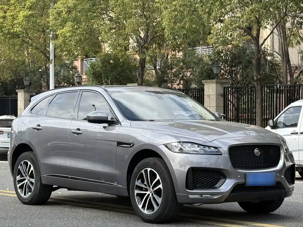 Jaguar F-Pace 2020