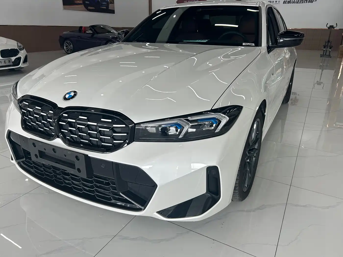 BMW 3 серии 2024