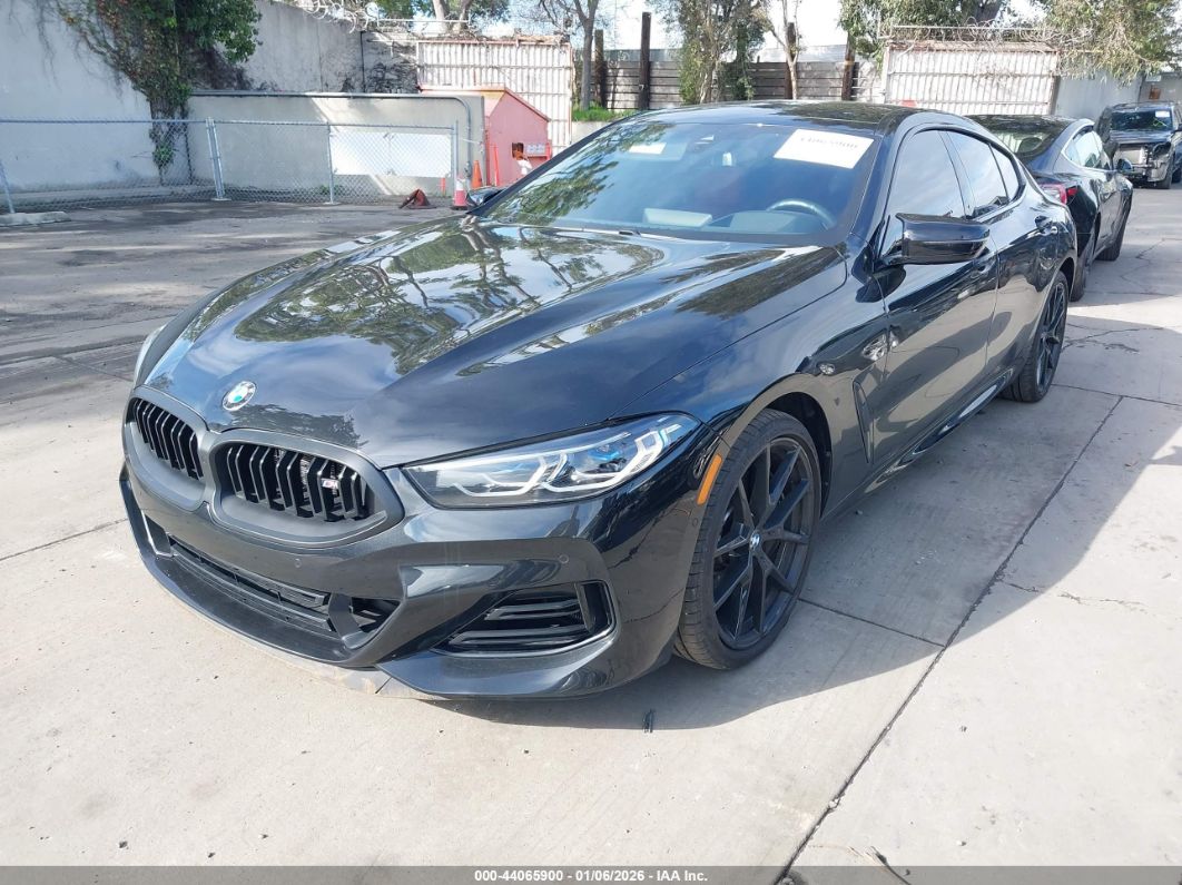 BMW 8 серии 2025