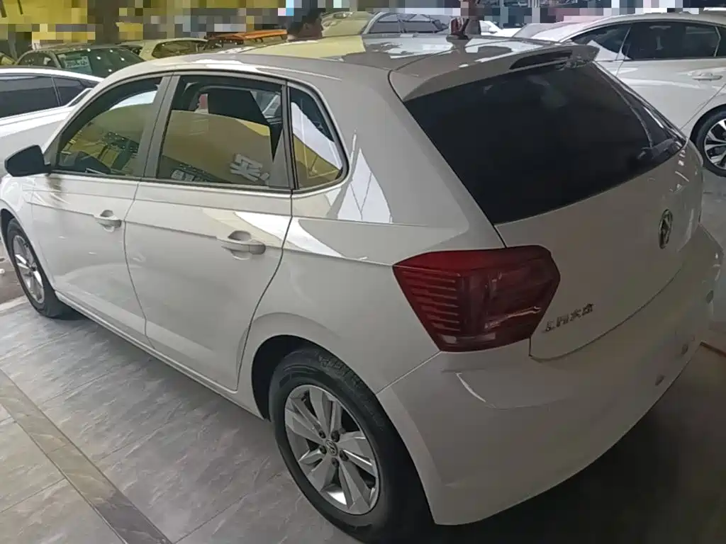 Volkswagen Polo 2021