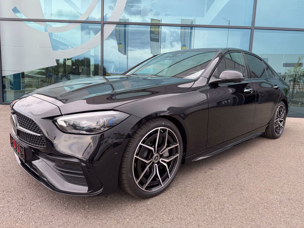 Mercedes-Benz C 300 2026