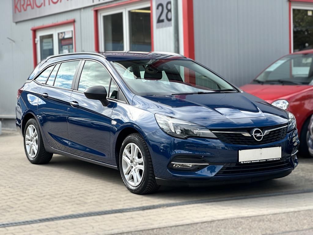 Opel Astra 2022