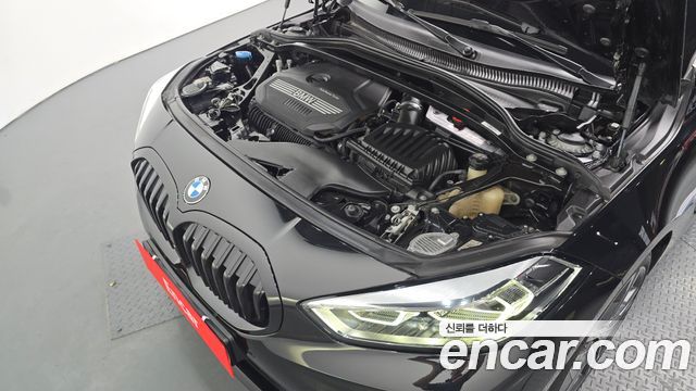 BMW 1 серии 2023