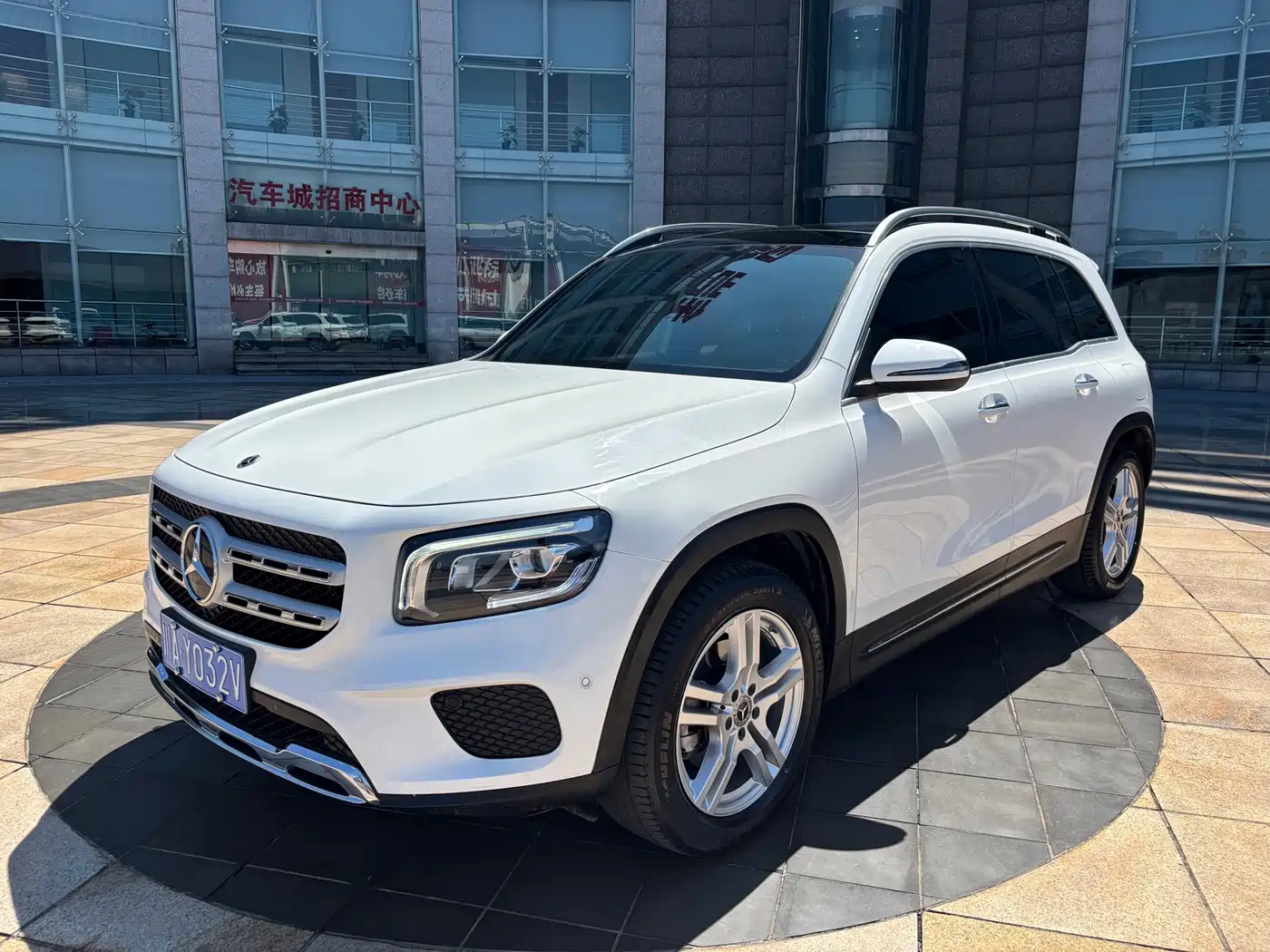 Mercedes-Benz GLB 2021