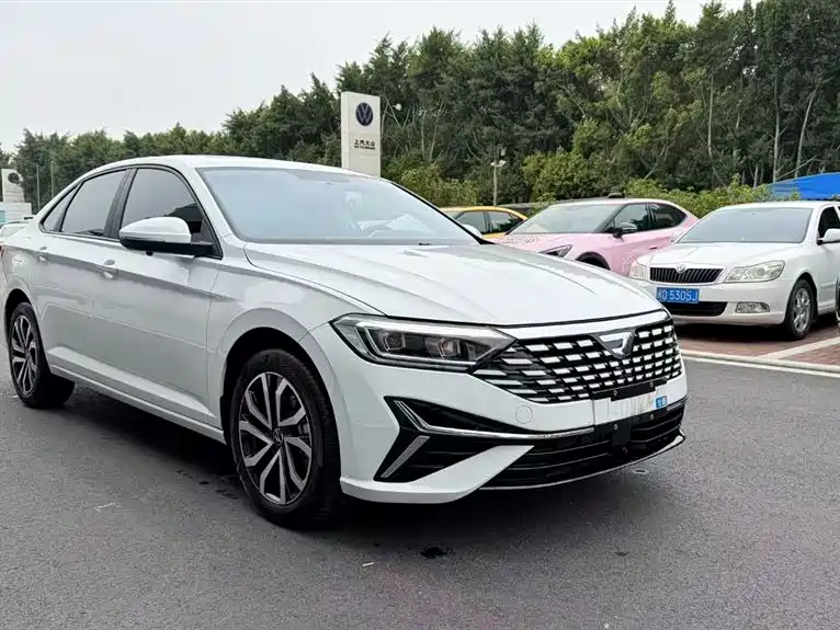 Jetta VA7 2025