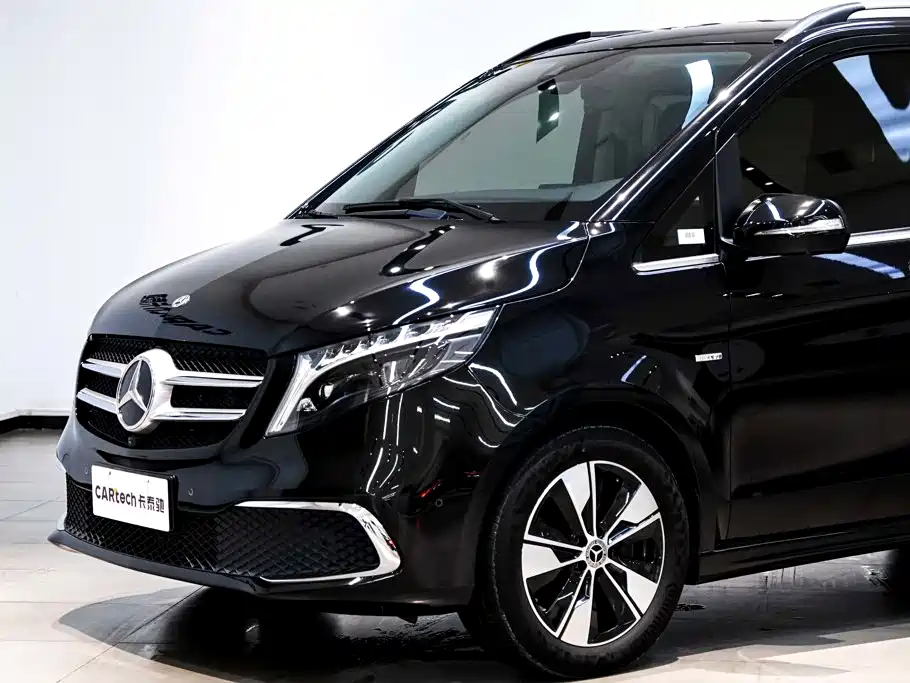 Mercedes-Benz V-Класс 2023