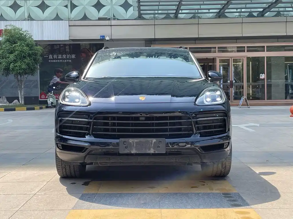 Porsche Cayenne 2023